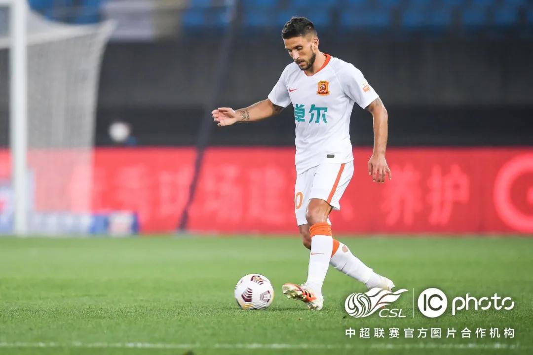 مواجهات ربع نهائي دوري أبطال أوروبا 2025معارك ملحمية تتشكل على أعتاب المجد