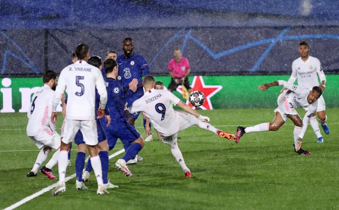 موعد مباراة الأهلي وفاركو في الدوري المصري