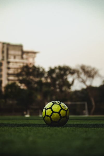 أحدث تطورات الذكاء الاصطناعي وتأثيرها على مستقبل العمل